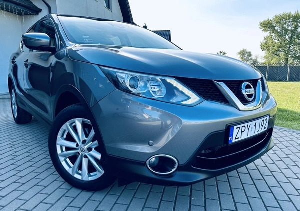 Nissan Qashqai cena 48900 przebieg: 134000, rok produkcji 2014 z Wieruszów małe 154